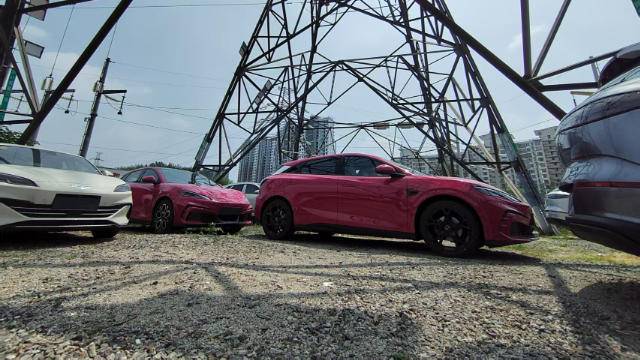 比亚迪放权、吉利收权:都在为多品牌内耗买单?